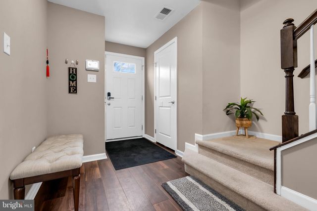 6 BENFORD LN, Beverly, NJ 08010