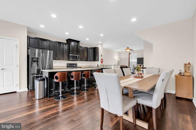 6 BENFORD LN, Beverly, NJ 08010