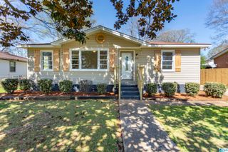 121 MEADOWOOD AVENUE, Hueytown, AL 35023