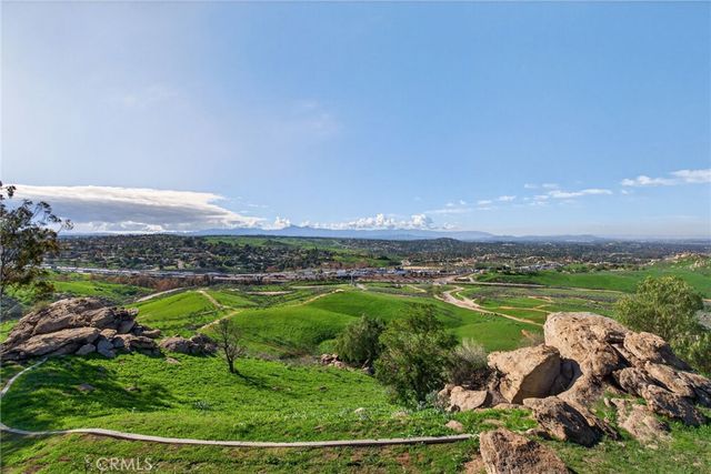 20682 Hill Top Drive, Riverside, CA 92507