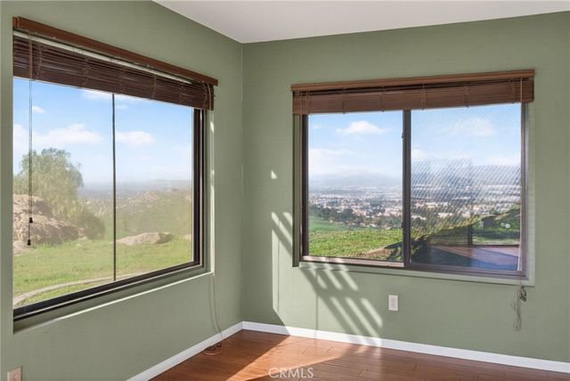 20682 Hill Top Drive, Riverside, CA 92507