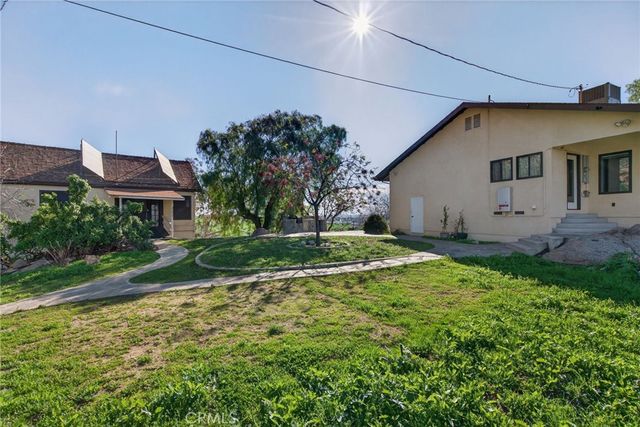 20682 Hill Top Drive, Riverside, CA 92507