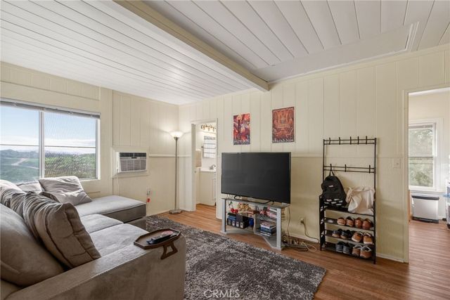 20682 Hill Top Drive, Riverside, CA 92507