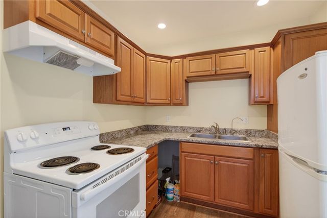 20682 Hill Top Drive, Riverside, CA 92507