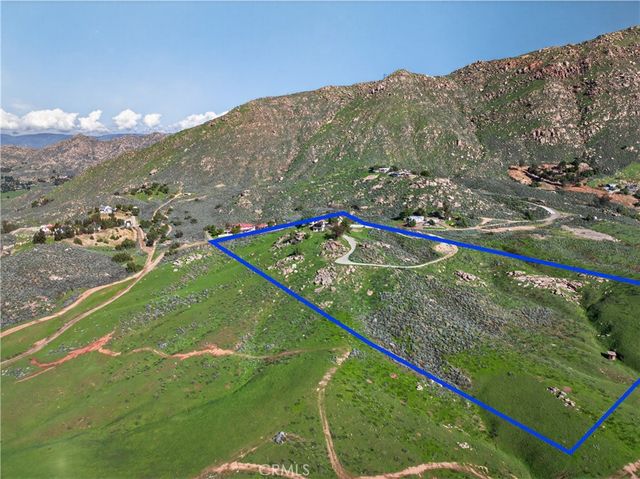 20682 Hill Top Drive, Riverside, CA 92507
