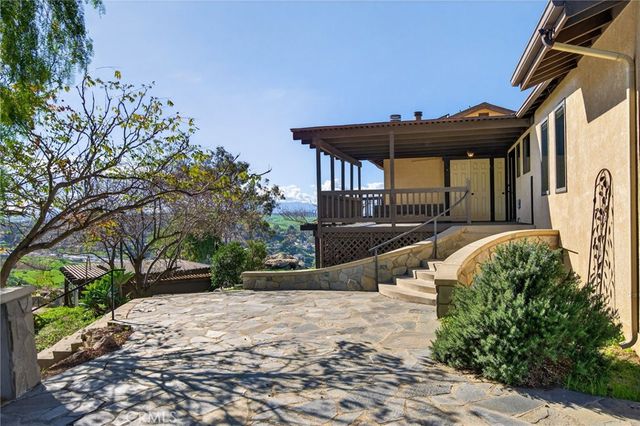 20682 Hill Top Drive, Riverside, CA 92507