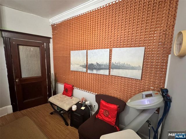 7633 Kennedy Boulevard, North Bergen, NJ 07047