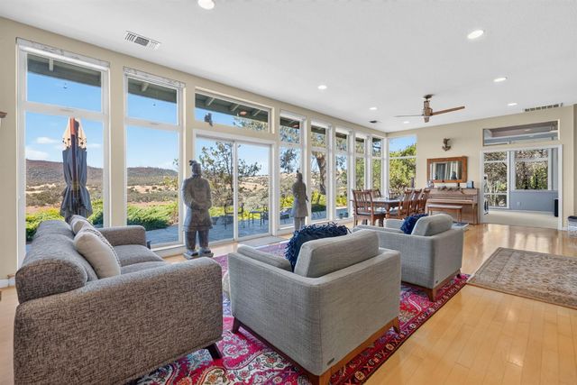 1436 Hidden Bridge Rd, El Dorado Hills, CA 95762