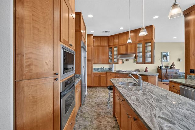 1436 Hidden Bridge Rd, El Dorado Hills, CA 95762