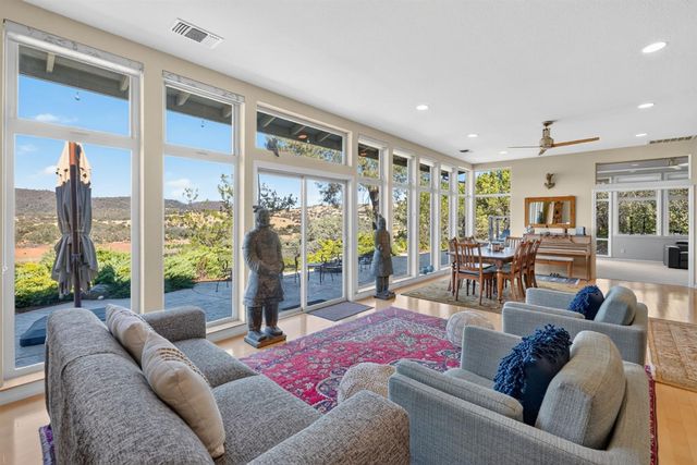 1436 Hidden Bridge Rd, El Dorado Hills, CA 95762