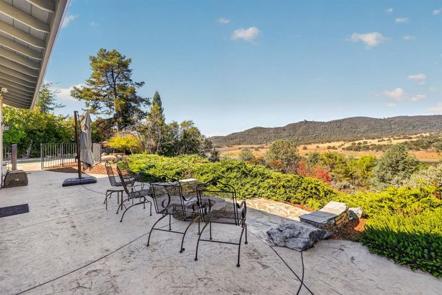 1436 Hidden Bridge Rd, El Dorado Hills, CA 95762