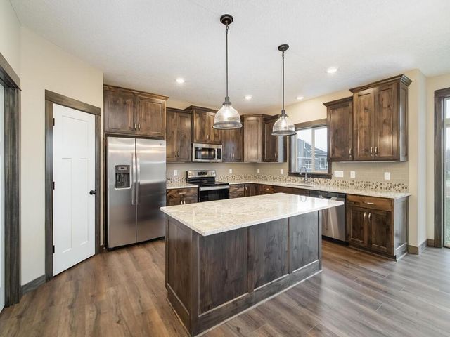 1135 168th Avenue NW, Andover, MN 55304