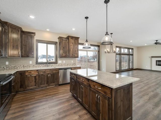 1135 168th Avenue NW, Andover, MN 55304