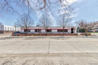 34841 Veterans Plaza, Wayne, MI 48184
