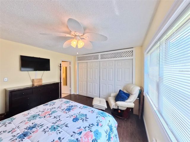 7701 STARKEY ROAD 436, Seminole, FL 33777