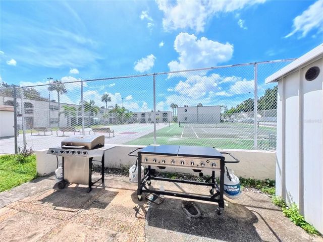 7701 STARKEY ROAD 436, Seminole, FL 33777