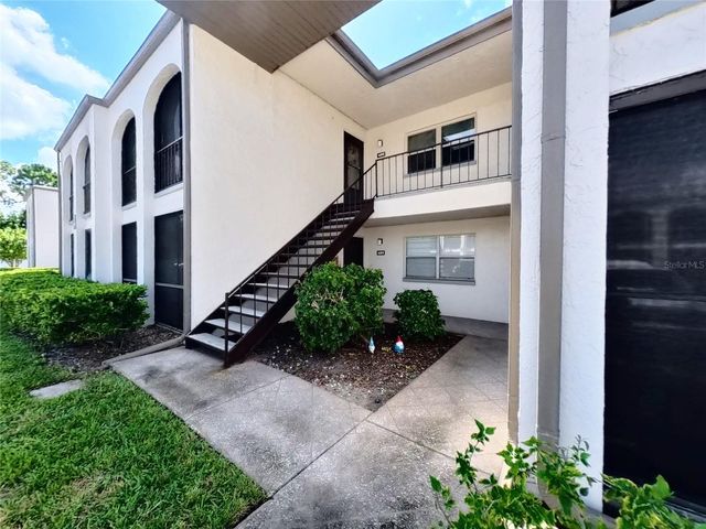 7701 STARKEY ROAD 436, Seminole, FL 33777