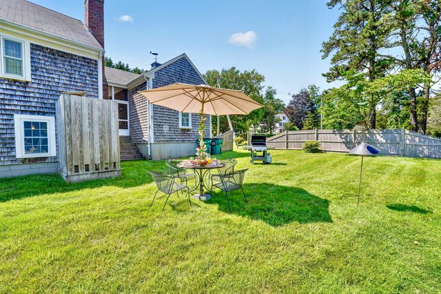 19 Whig Street, Dennis, MA 02638
