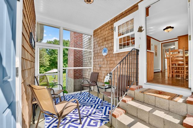 19 Whig Street, Dennis, MA 02638