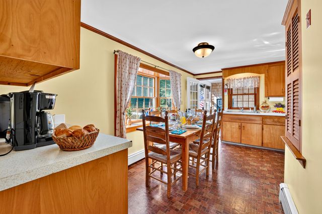 19 Whig Street, Dennis, MA 02638