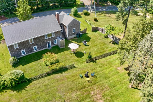 19 Whig Street, Dennis, MA 02638