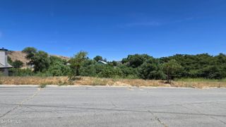Rimford Dr, Lake Elizabeth, CA 93532