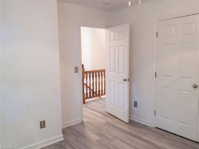 4219 King Edward Court, Greensboro, NC 27455