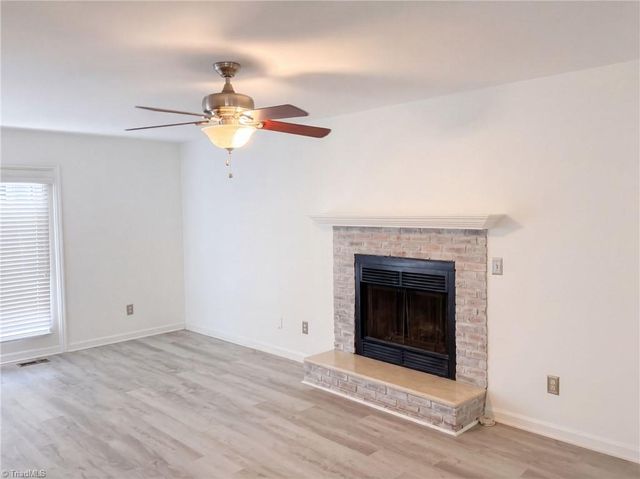 4219 King Edward Court, Greensboro, NC 27455