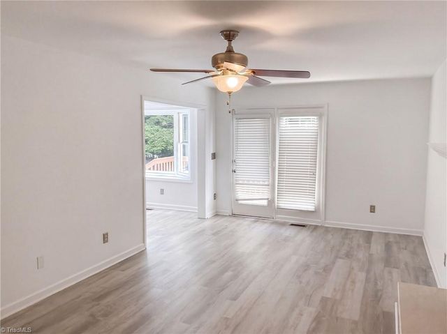4219 King Edward Court, Greensboro, NC 27455