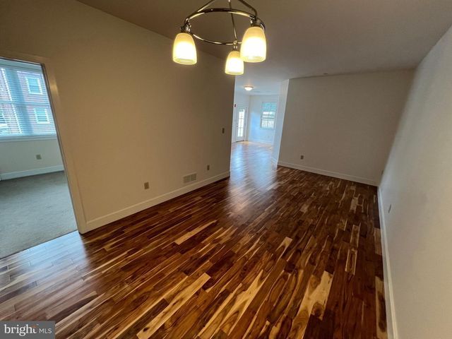 7733 WINSTON RD, Philadelphia, PA 19118