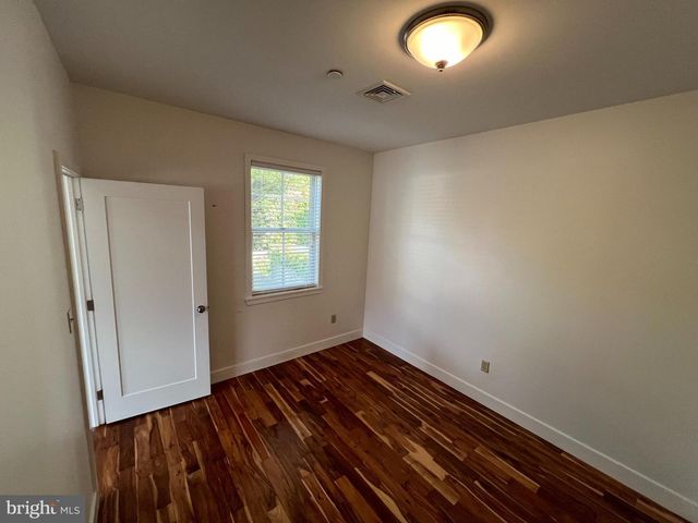 7733 WINSTON RD, Philadelphia, PA 19118