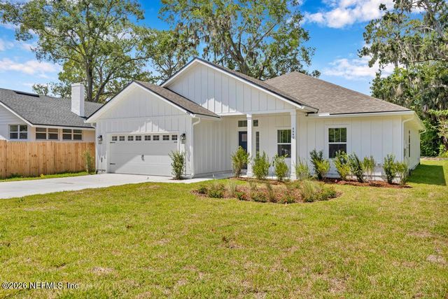 9552 TAYLOR FIELD Road, Jacksonville, FL 32222