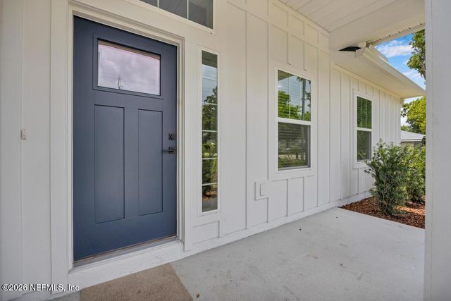 9552 TAYLOR FIELD Road, Jacksonville, FL 32222