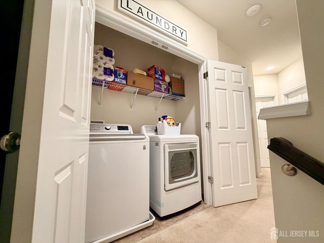 338 South Drive, North Brunswick, NJ 08902