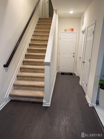 338 South Drive, North Brunswick, NJ 08902