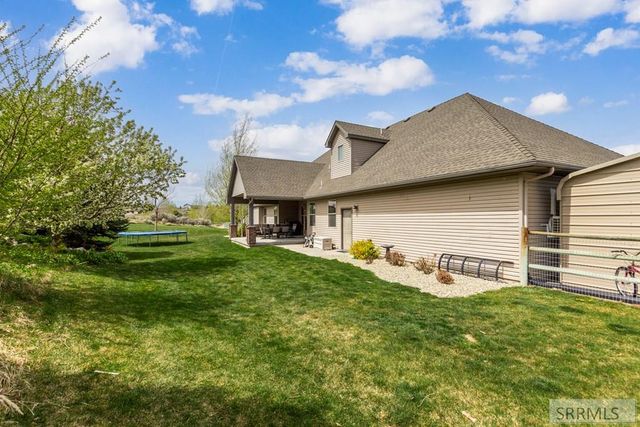 6568 E Middle Fork Road, Idaho Falls, ID 83406