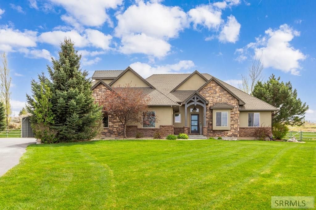 6568 E Middle Fork Road, Idaho Falls, ID 83406