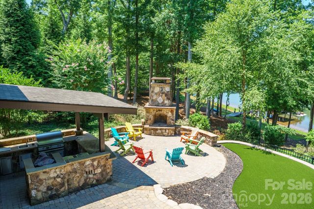 4412 Lake Forest Road, Denver, NC 28037