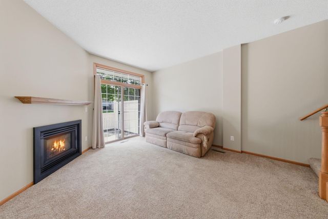 14172 Plymouth Avenue 28, Burnsville, MN 55337