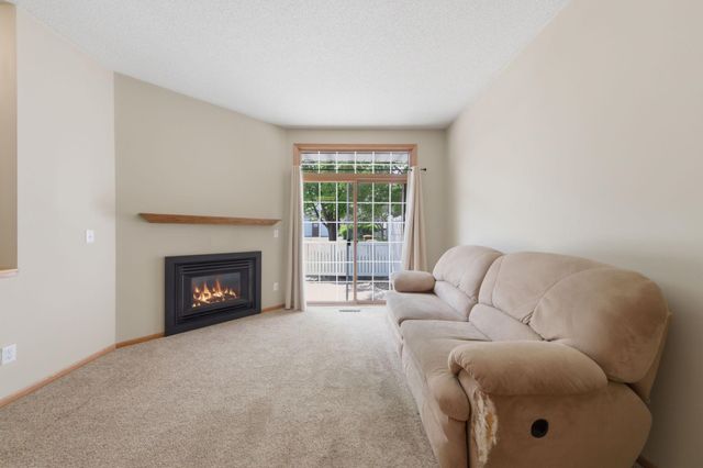 14172 Plymouth Avenue 28, Burnsville, MN 55337