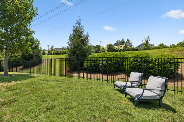 2037 Ryecroft Ln, Franklin, TN 37064