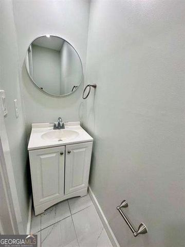 1258 CREEKSIDE Court SE, Smyrna, GA 30080