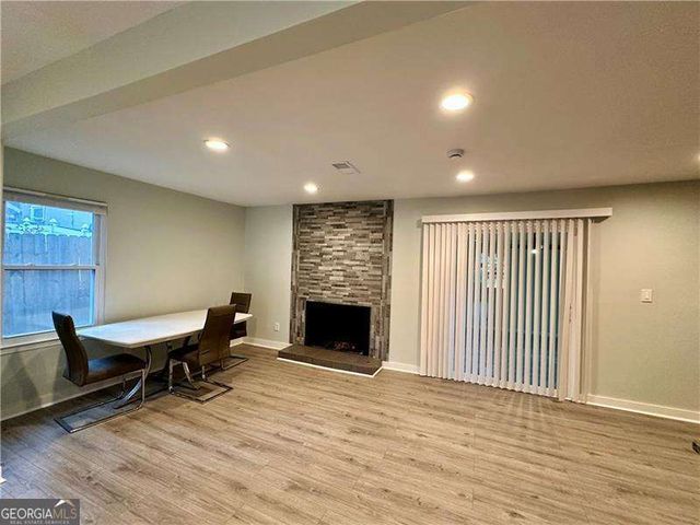 1258 CREEKSIDE Court SE, Smyrna, GA 30080