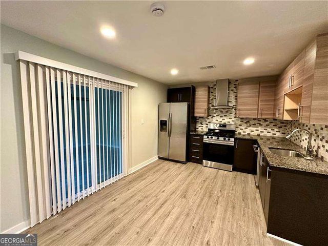 1258 CREEKSIDE Court SE, Smyrna, GA 30080