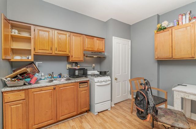 4033 W Liberty Street, Cincinnati, OH 45205