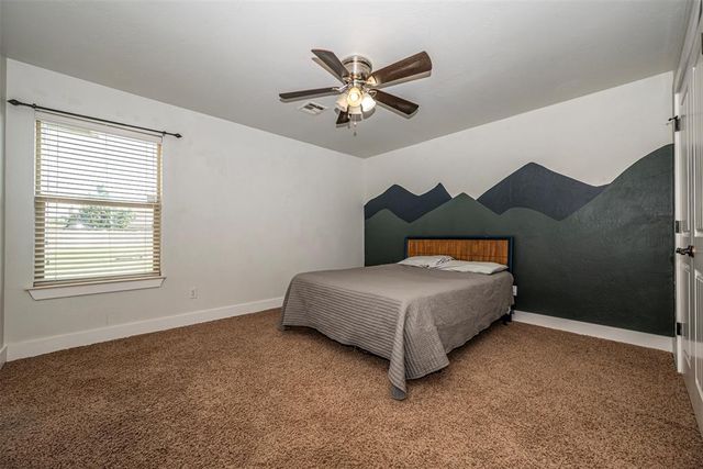 7738 Highland Boulevard, Edmond, OK 73025