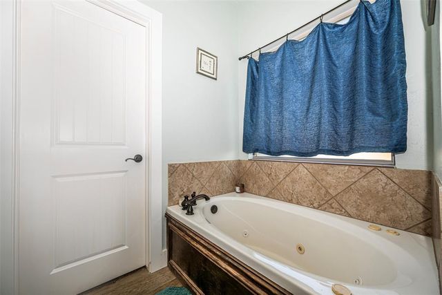 7738 Highland Boulevard, Edmond, OK 73025