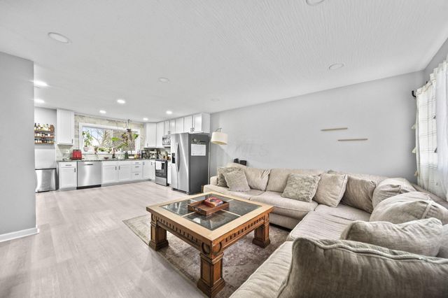 1862 Argyle Drive, Columbus, OH 43219