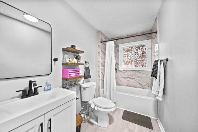 1862 Argyle Drive, Columbus, OH 43219