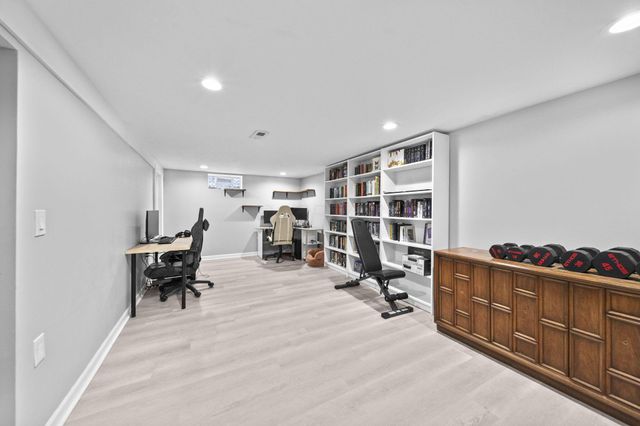 1862 Argyle Drive, Columbus, OH 43219